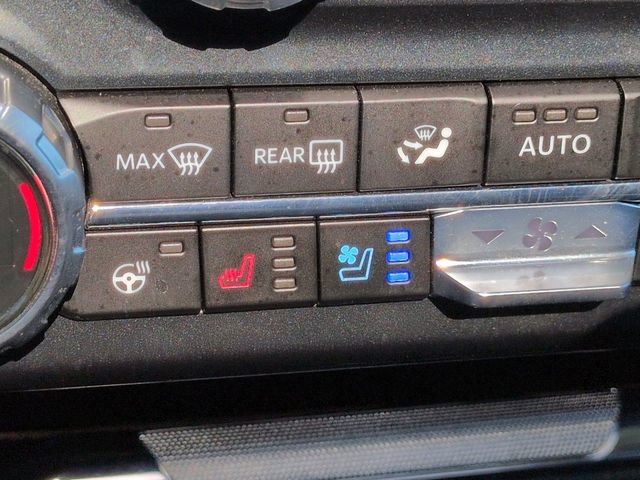 Certified 2023 Ford F350 Lariat w/ Lariat Ultimate Package AWD/4WD image 22