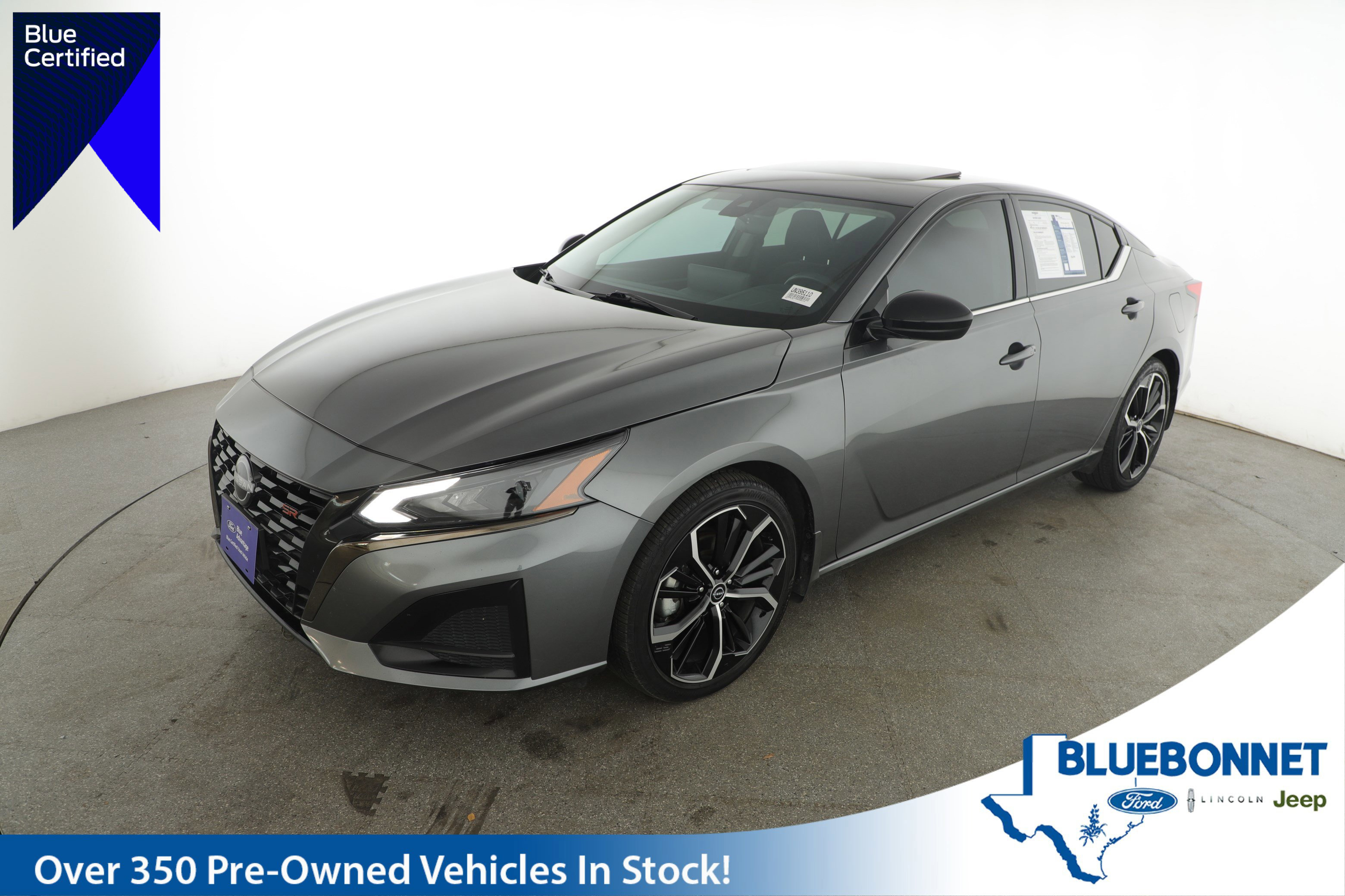 Used 2024 Nissan Altima 2.5 SR w/ SR Premium Package image 1