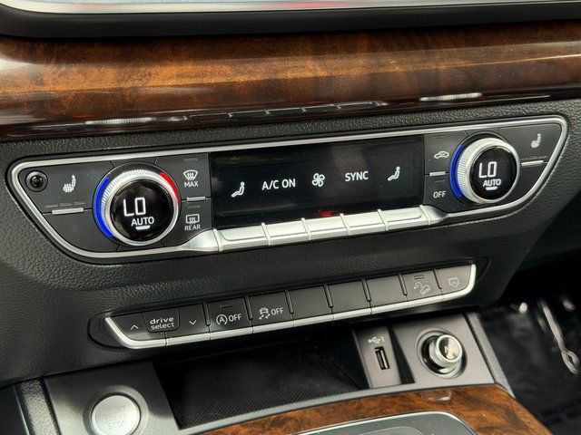 Used 2019 Audi Q5 2.0T Premium AWD/4WD image 28