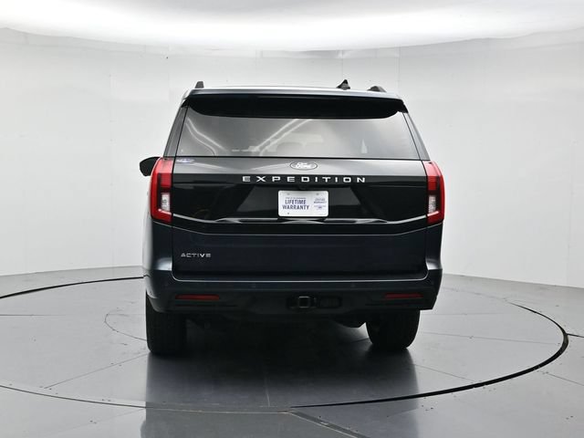 Certified 2025 Ford Expedition Active AWD/4WD image 8