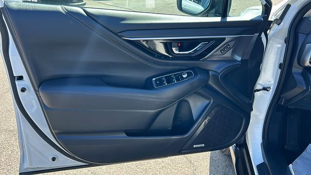 Used 2023 Subaru Outback Limited image 16