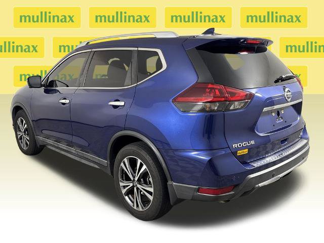 Used 2019 Nissan Rogue SV w/ Premium Package FWD image 11