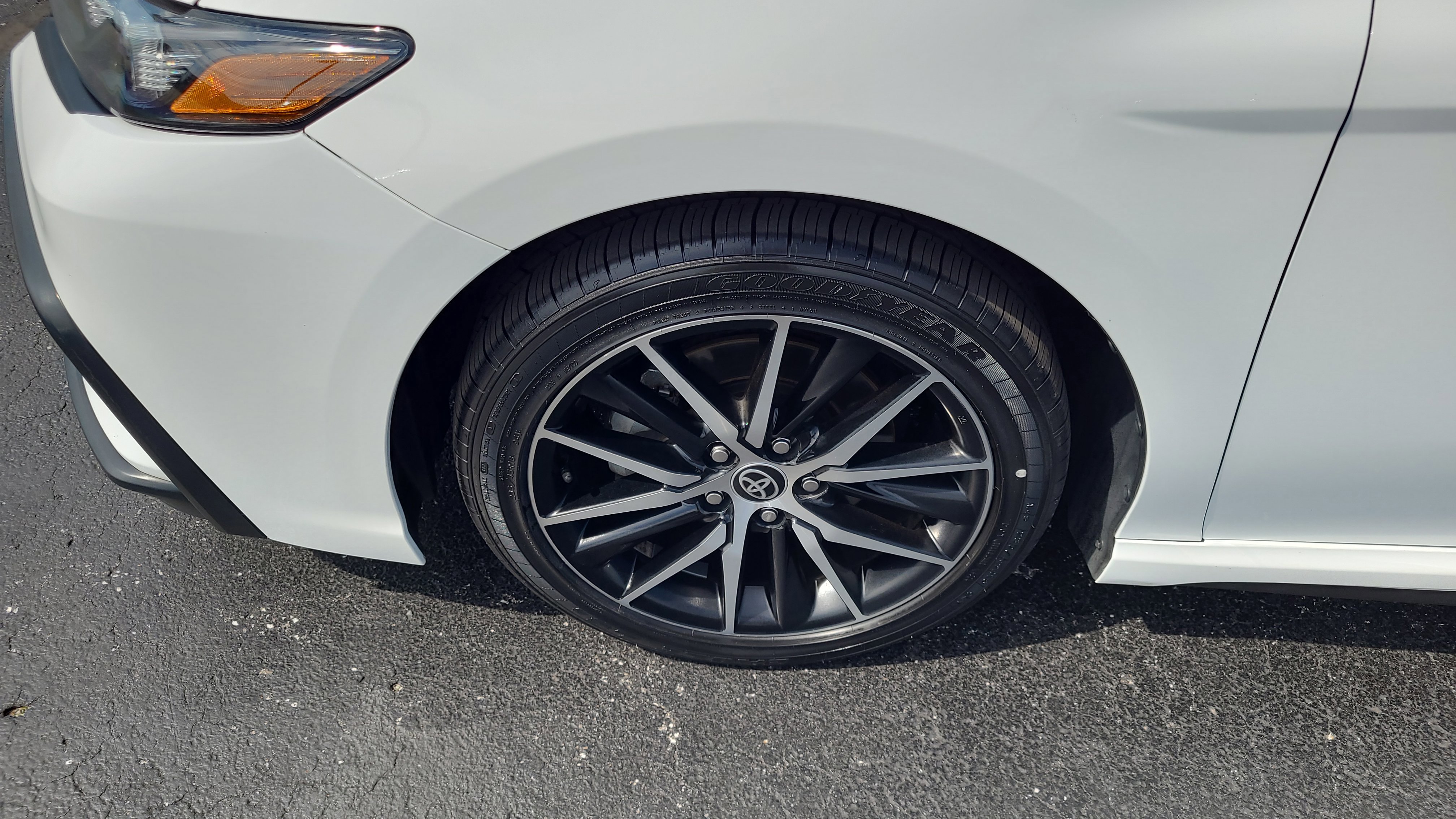 Used 2023 Toyota Camry SE image 26