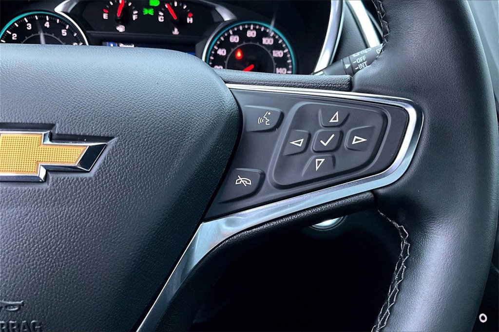 Used 2023 Chevrolet Equinox LT w/ Driver Convenience Package image 19