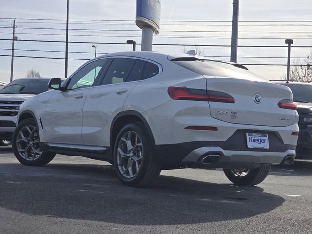 Used 2022 BMW X4 xDrive30i image 3