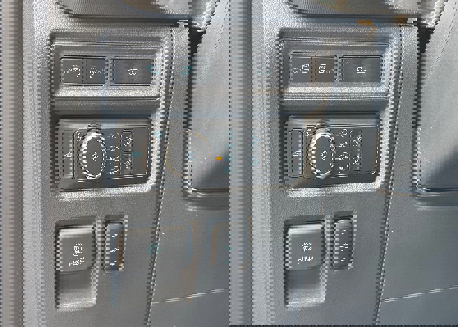 Certified 2022 Ford F150 Platinum w/ Equipment Group 701A High image 37