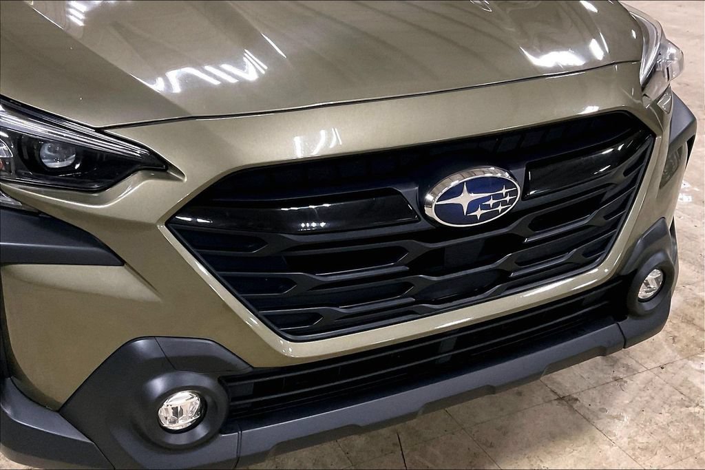 Used 2025 Subaru Outback Onyx Edition AWD/4WD image 29