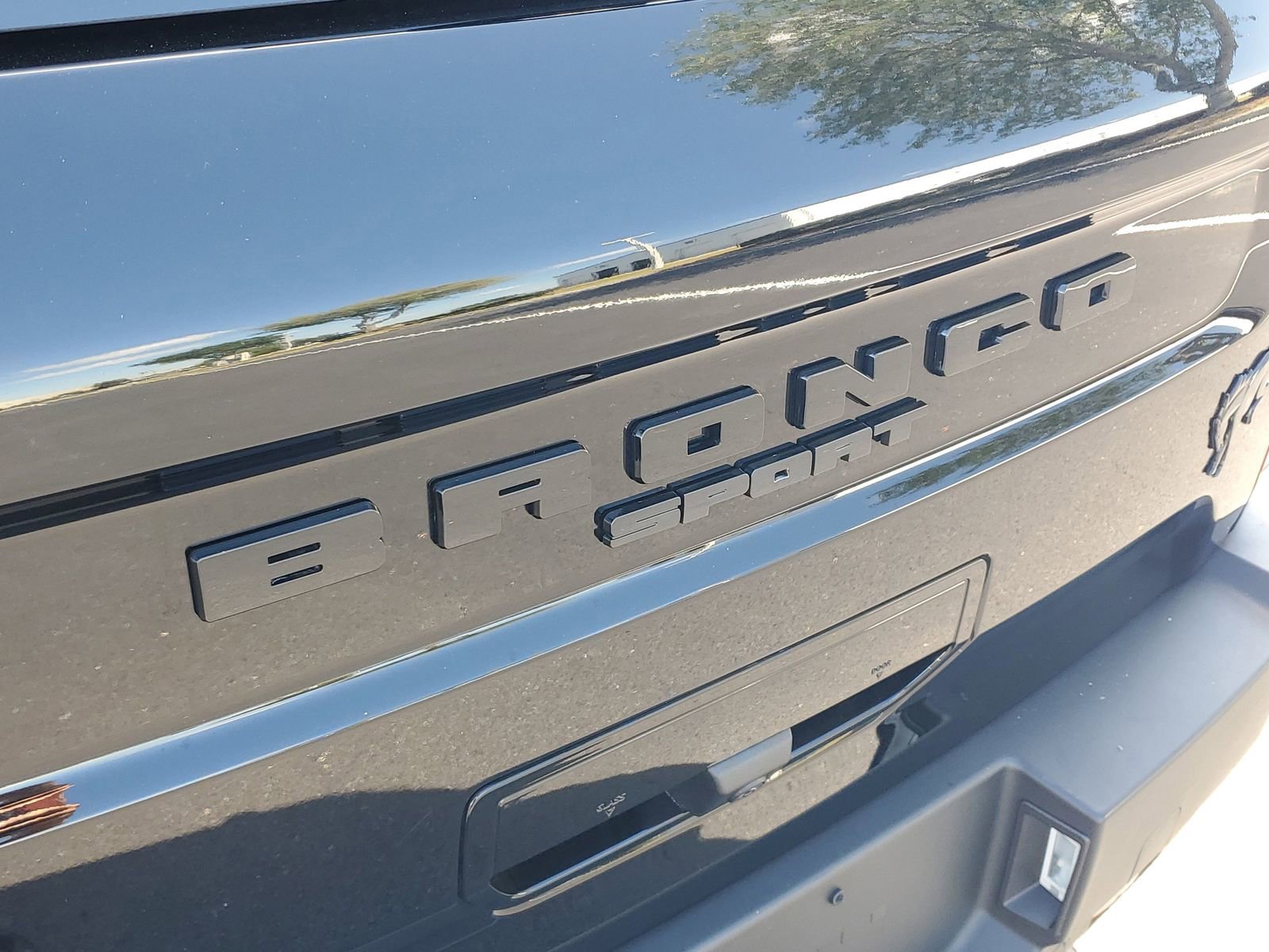 Certified 2023 Ford Bronco Sport Outer Banks w/ Tech Package AWD/4WD image 6