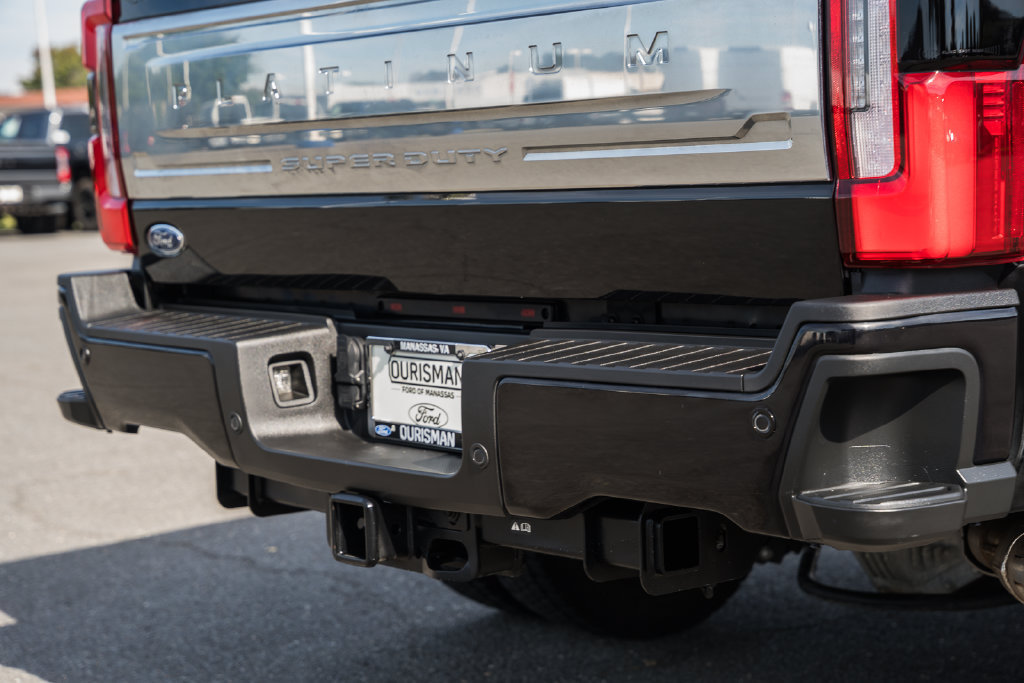 Certified 2024 Ford F450 Platinum w/ FX4 Off-Road Package AWD/4WD image 11