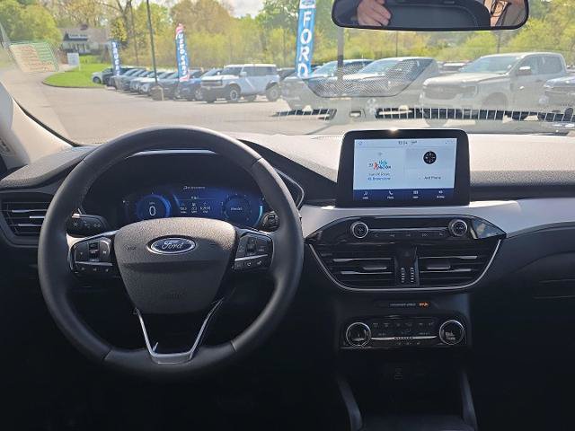 Certified 2022 Ford Escape SEL w/ Technology Package AWD/4WD image 12