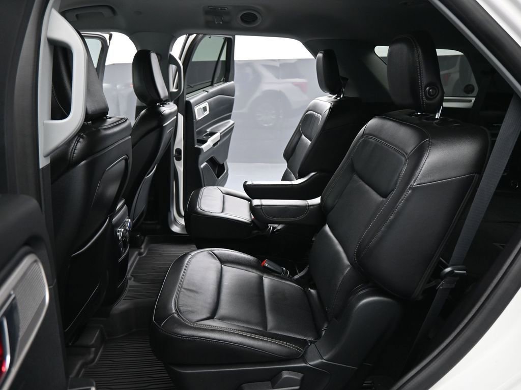 Certified 2020 Ford Explorer Limited w/ Hybrid Equipment Group 310A RWD image 19