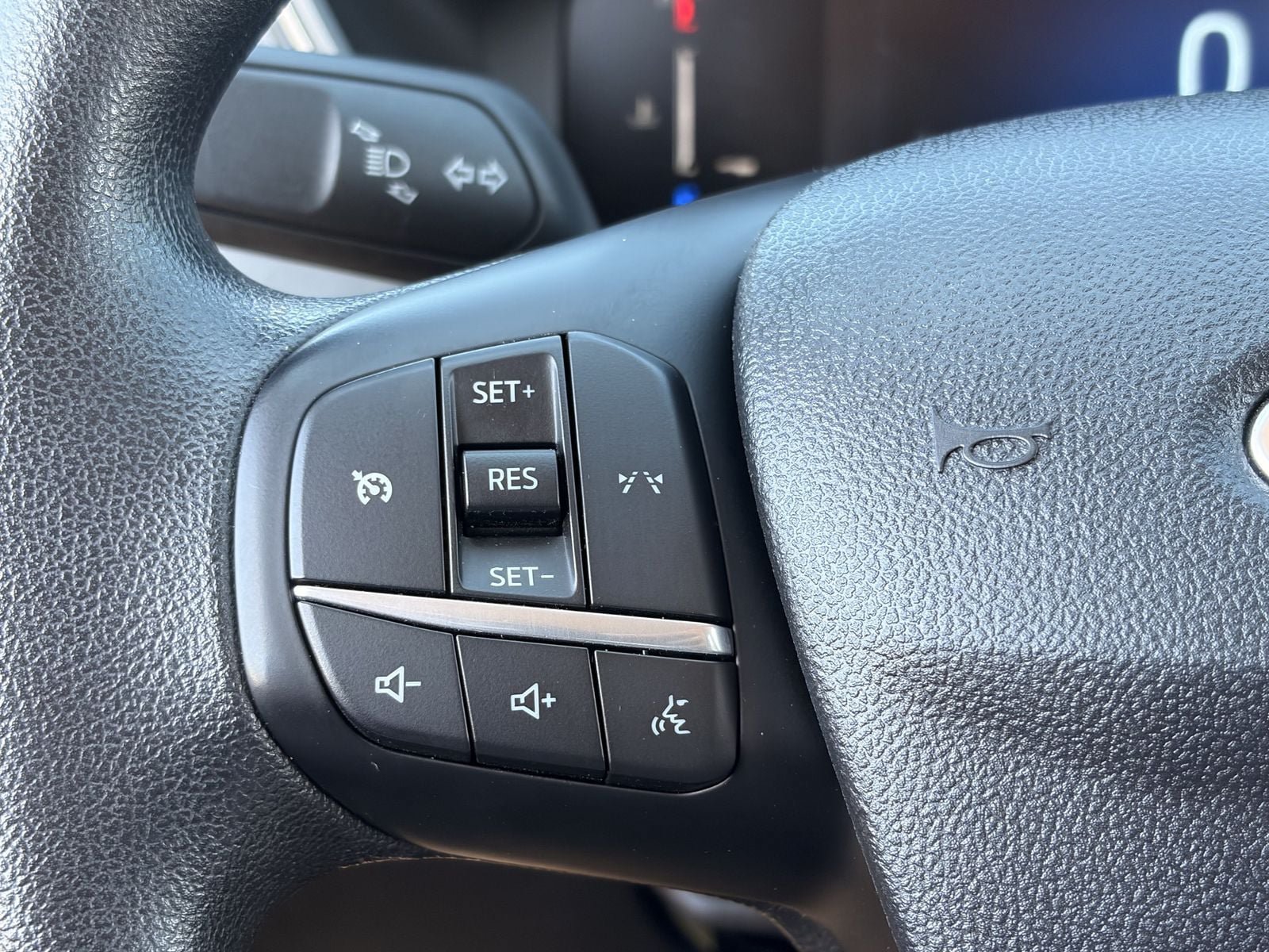 Certified 2025 Ford Escape Active AWD/4WD image 37