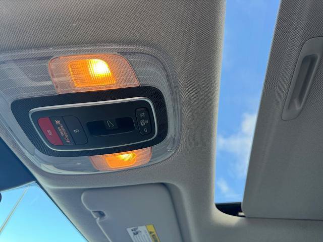Used 2023 Hyundai Elantra Limited w/ Preferred Accessory Package FWD image 19