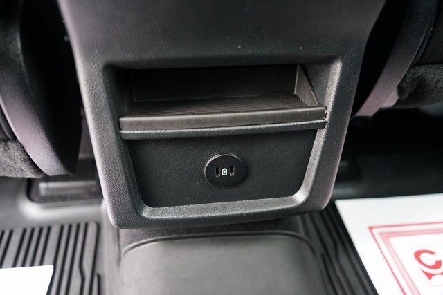 Certified 2023 Ford Edge SE image 9