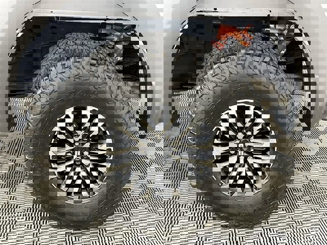 Certified 2020 Ford F150 Raptor w/ Equipment Group 802A Luxury image 22