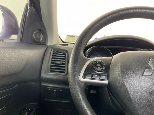 Used 2023 Mitsubishi Outlander Sport ES image 22