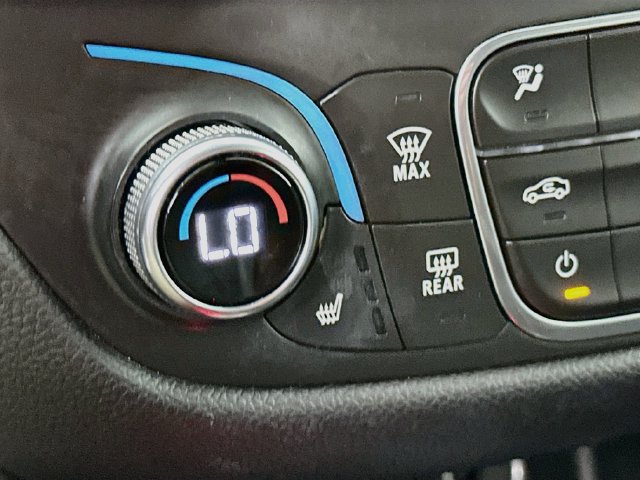 Used 2020 Chevrolet Equinox Premier FWD image 26