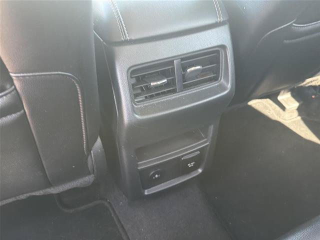 Certified 2024 Ford Edge Titanium AWD/4WD image 26