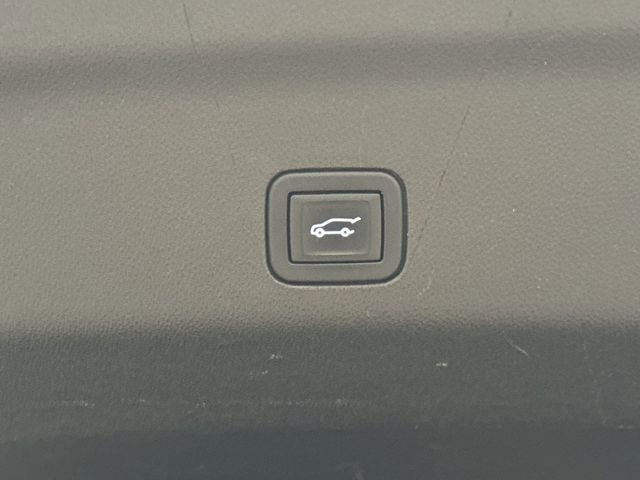 Used 2022 Chevrolet Tahoe Z71 w/ Max Trailering Package image 39