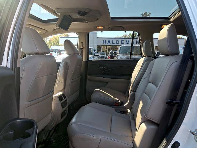 Used 2021 Honda Pilot Elite image 11