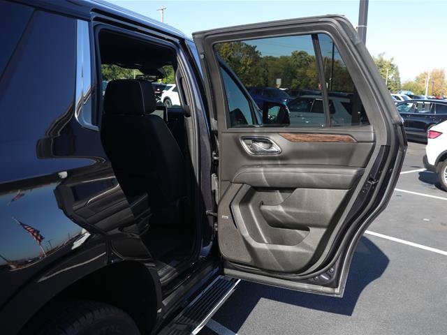 Used 2024 Chevrolet Tahoe Premier AWD/4WD image 35