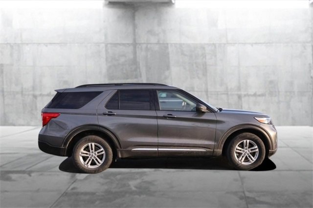 Certified 2023 Ford Explorer XLT w/ Equipment Group 202A image 5