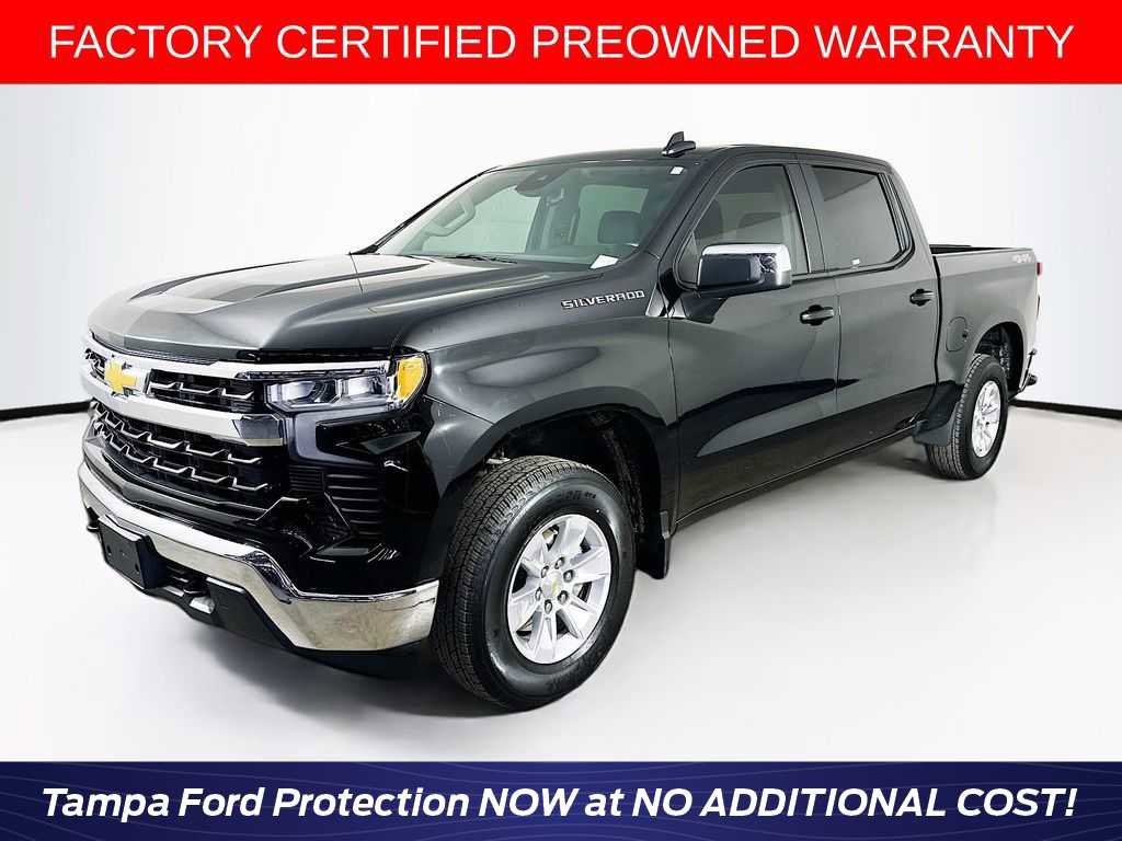 Used 2025 Chevrolet Silverado 1500 LT image 1