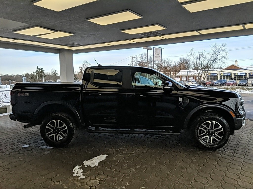 Certified 2024 Ford Ranger Lariat w/ FX4 Off-Road Package image 2