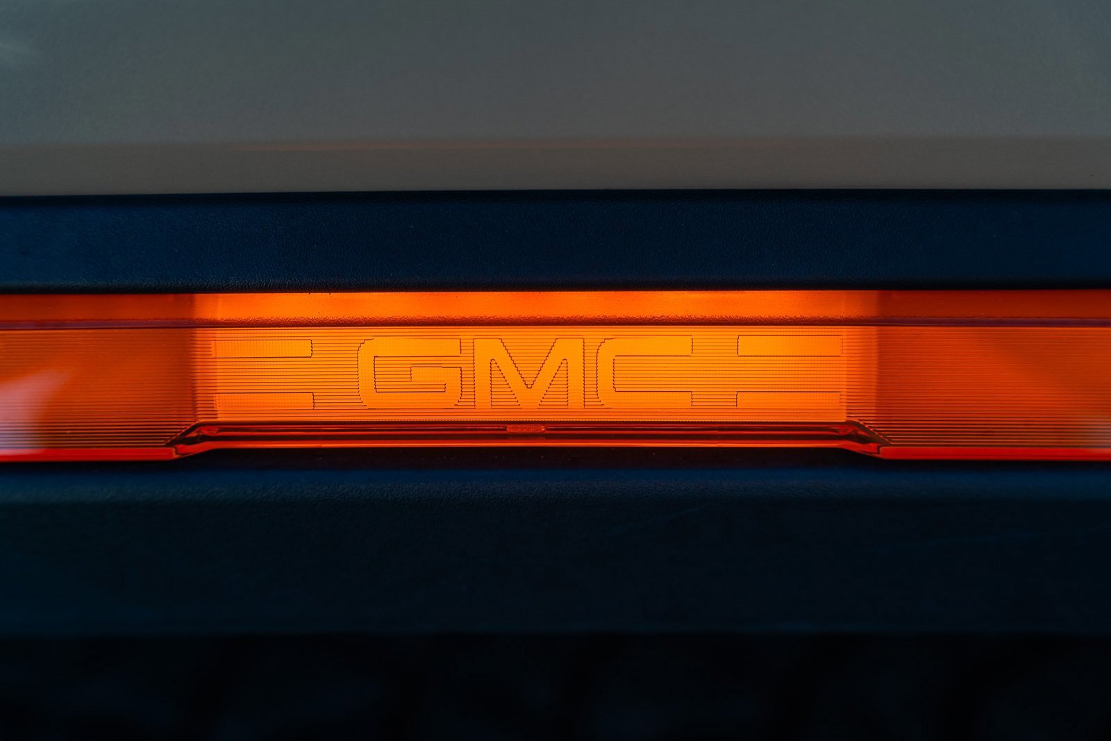 Used 2023 GMC Canyon AT4X image 28