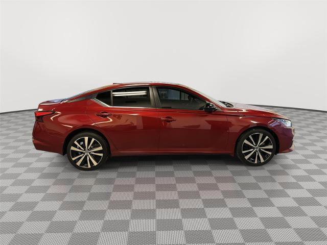 Used 2020 Nissan Altima 2.5 SR image 2