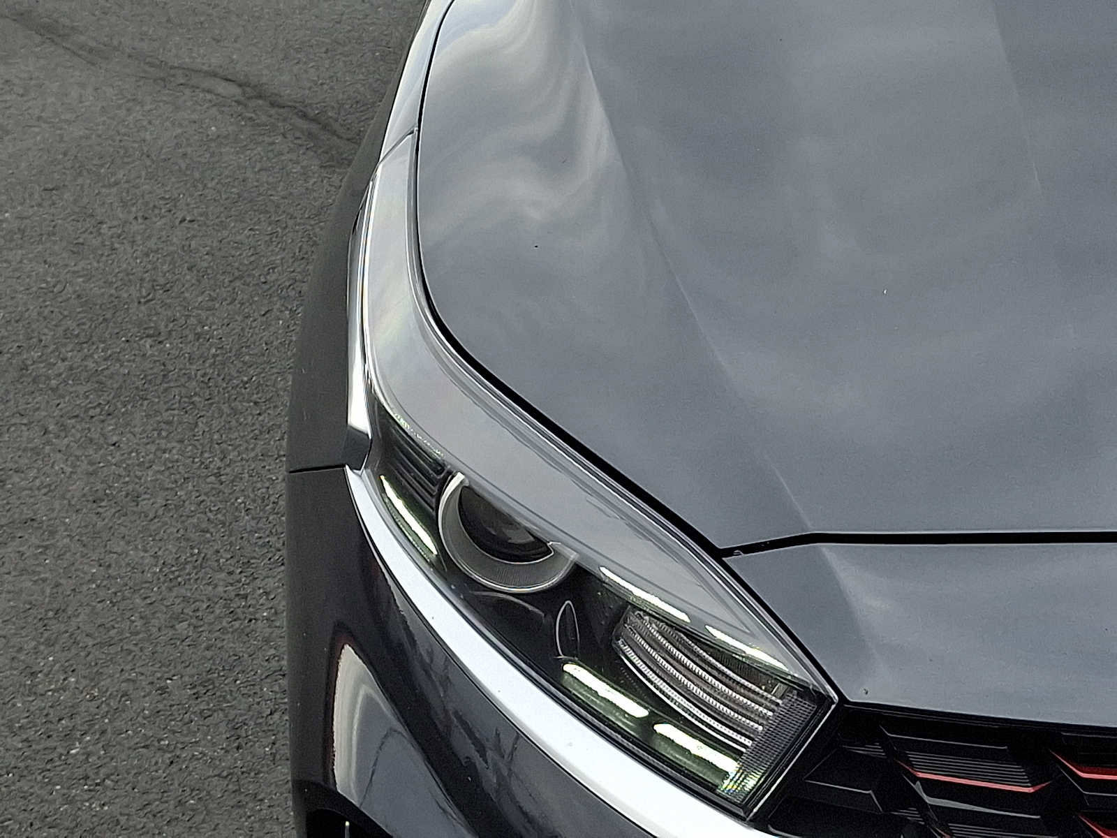 Used 2024 Kia Forte GT-Line w/ GT-Line Premium Package image 9