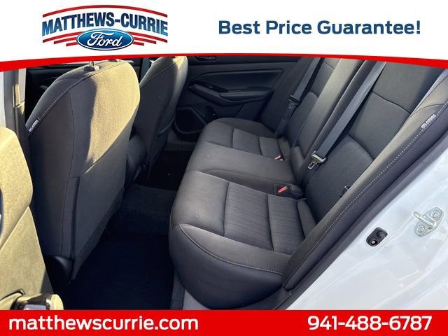 Used 2023 Nissan Altima 2.5 SV image 12