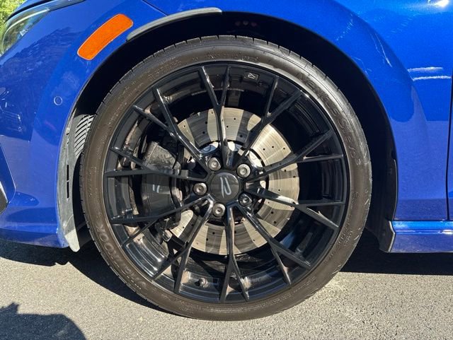 Used 2025 Volkswagen Golf R Black Edition AWD/4WD image 9