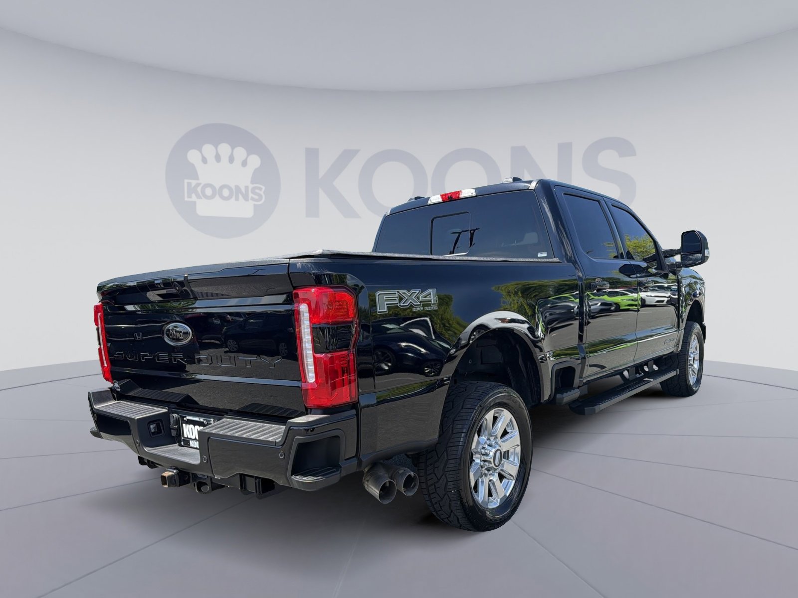 Certified 2025 Ford F250 Lariat w/ Black Appearance Package AWD/4WD image 7