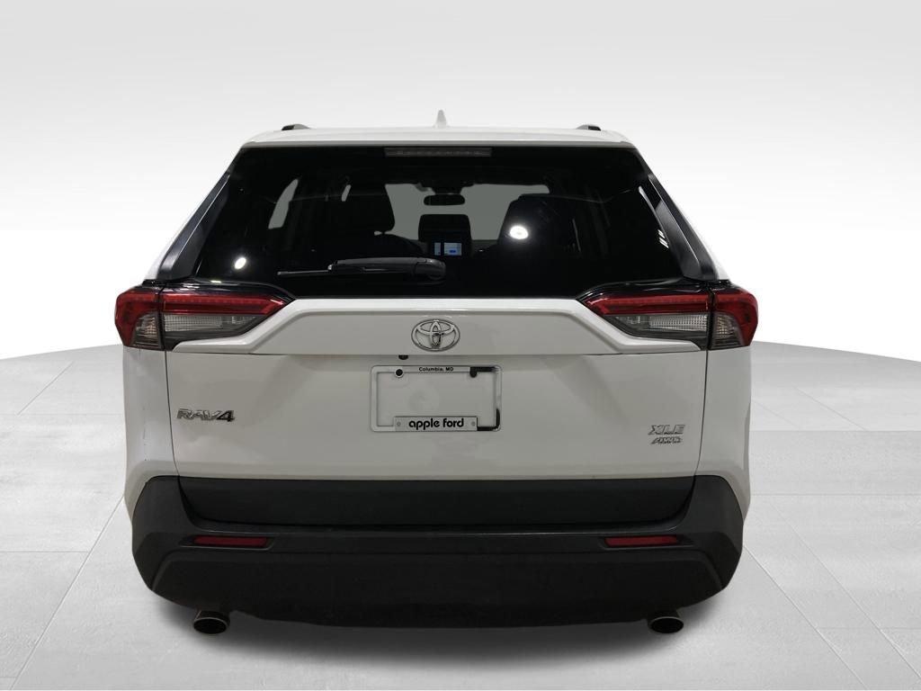 Used 2023 Toyota RAV4 XLE image 3