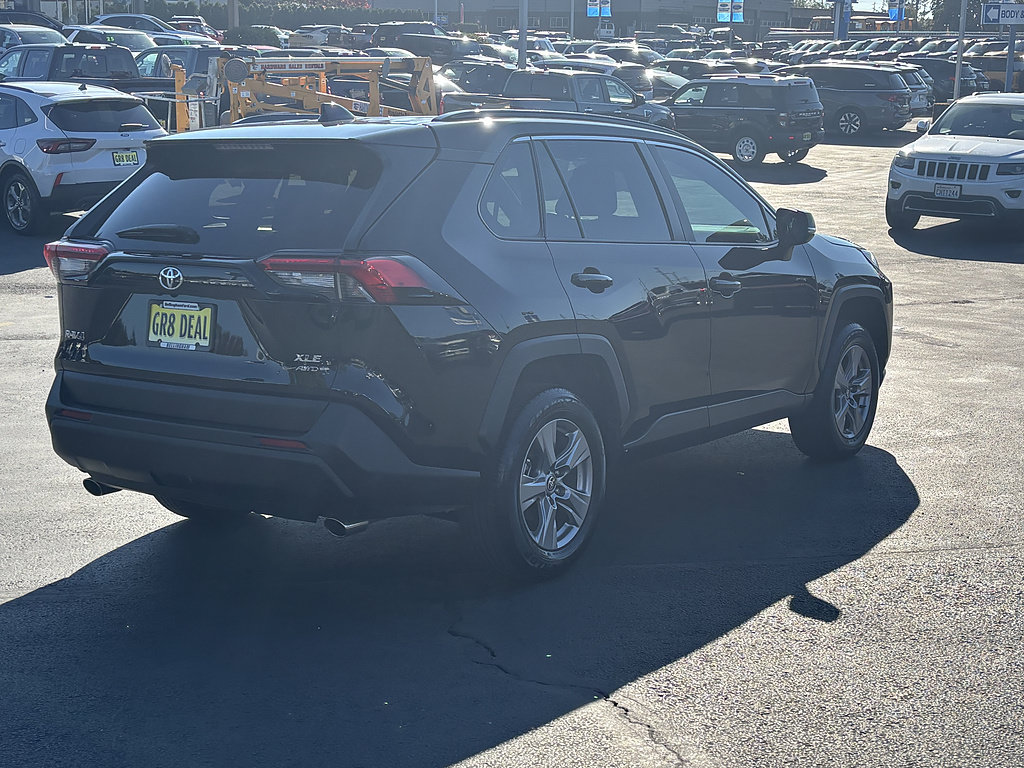 Used 2024 Toyota RAV4 XLE w/ Convenience Package AWD/4WD image 6