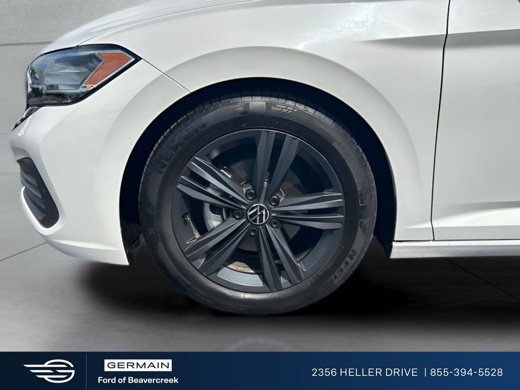 Used 2024 Volkswagen Jetta SE image 26