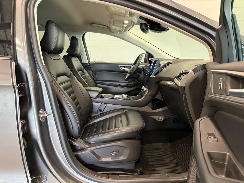 Certified 2024 Ford Edge SEL w/ Convenience Package AWD/4WD image 34