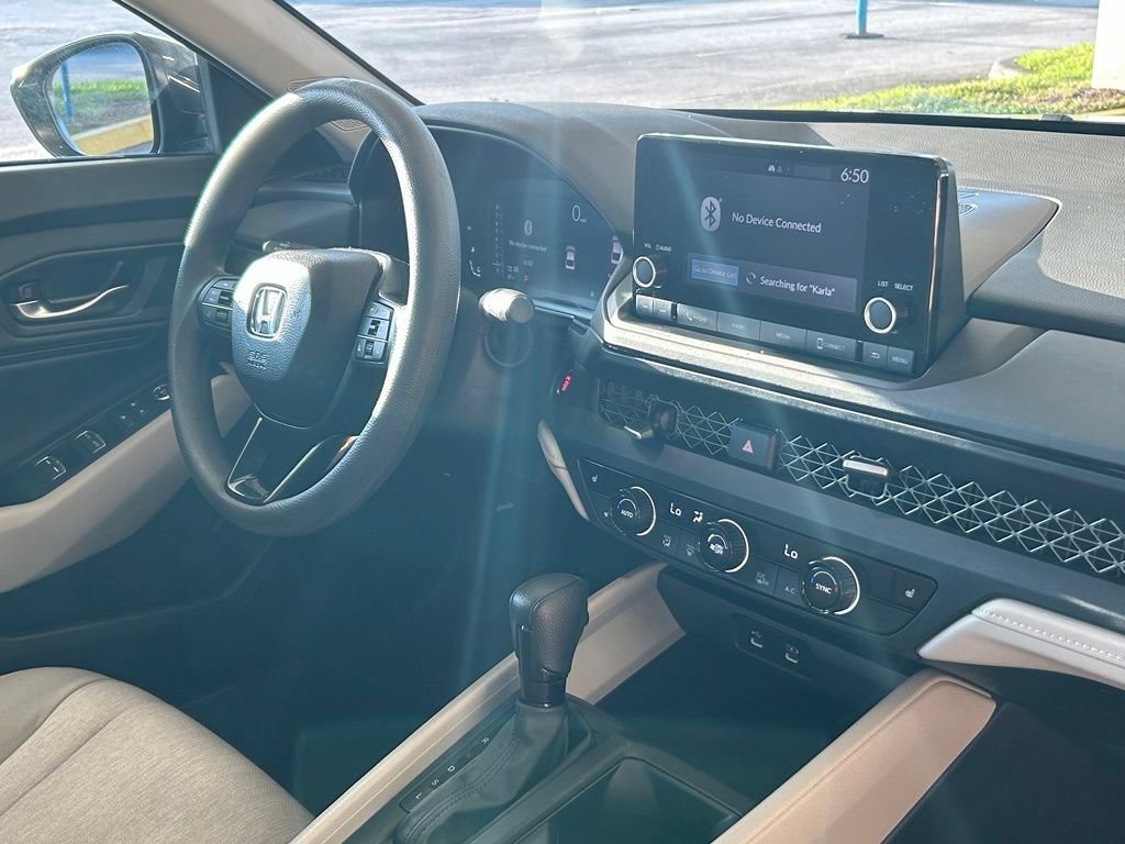 Used 2024 Honda Accord EX image 24