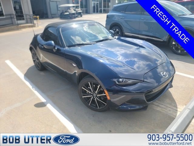 Used 2025 MAZDA MX-5 Miata Grand Touring RWD image 2