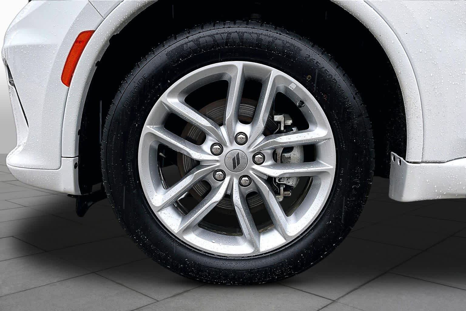 Used 2023 Dodge Durango GT AWD/4WD image 11