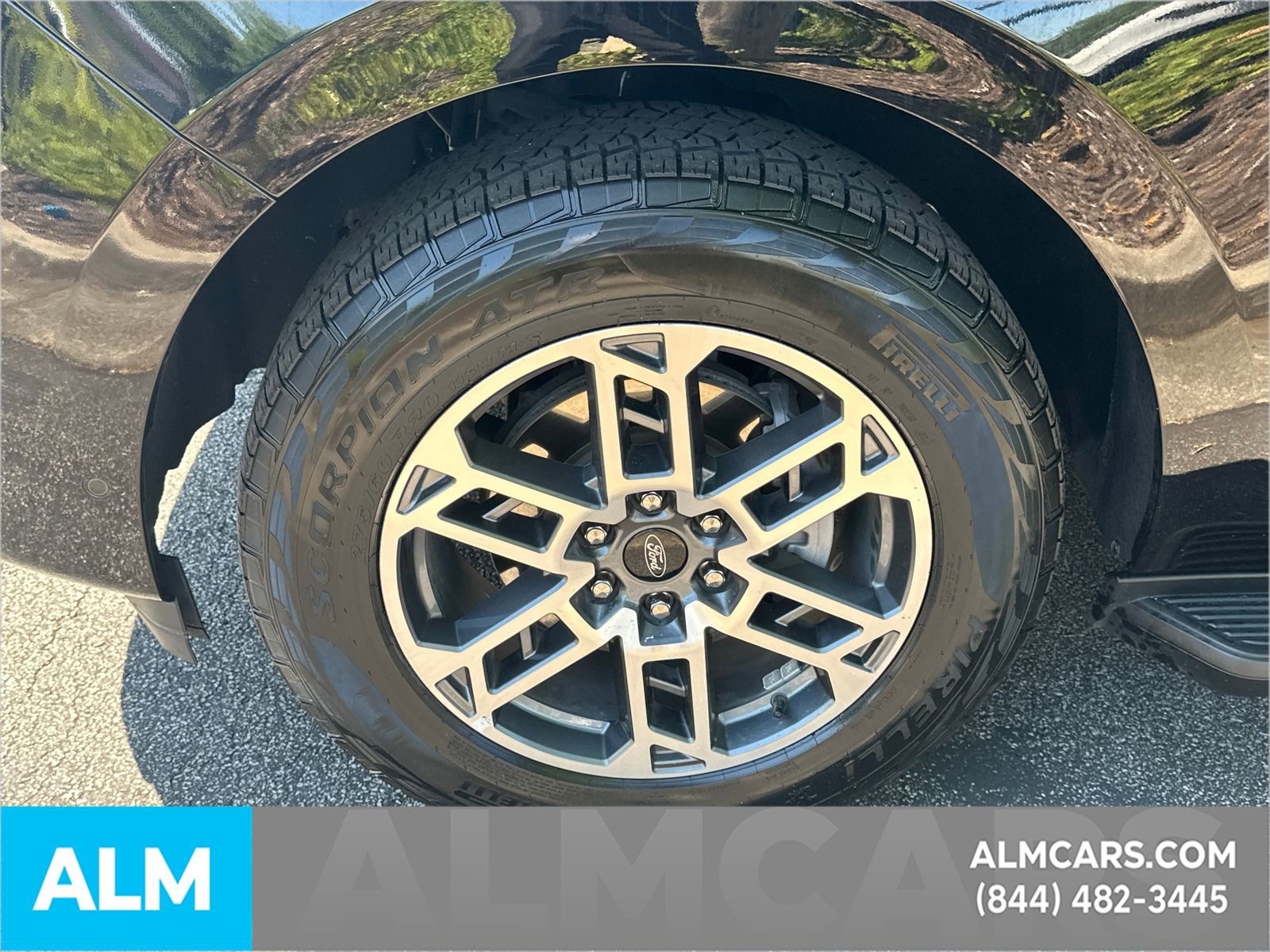 Certified 2025 Ford Expedition Active AWD/4WD image 12