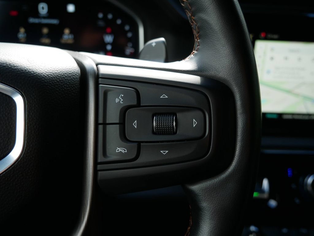 Used 2023 GMC Sierra 1500 AT4 w/ Technology Package AWD/4WD image 19