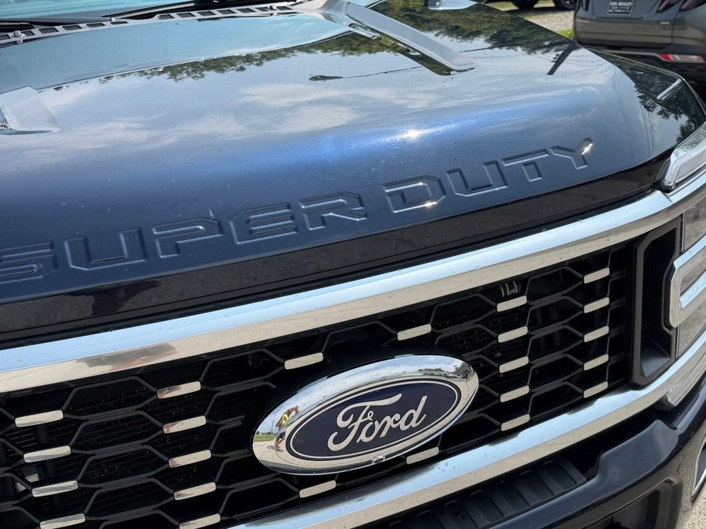 Certified 2025 Ford F450 Platinum w/ Platinum Plus Package AWD/4WD image 15