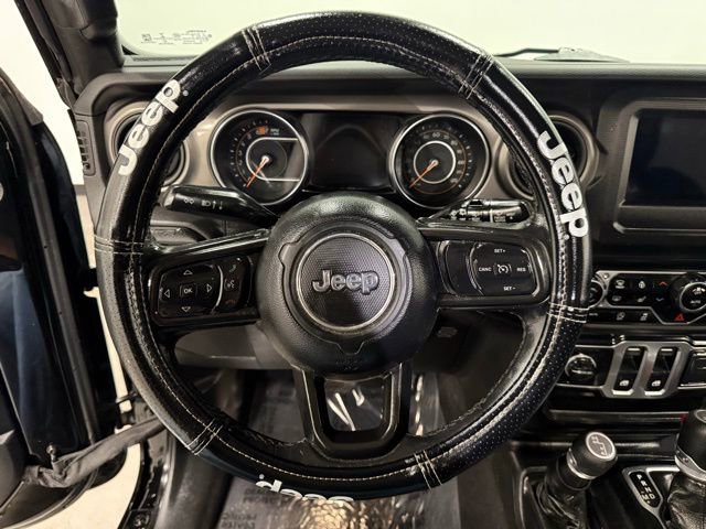 Used 2021 Jeep Wrangler Sport AWD/4WD image 22