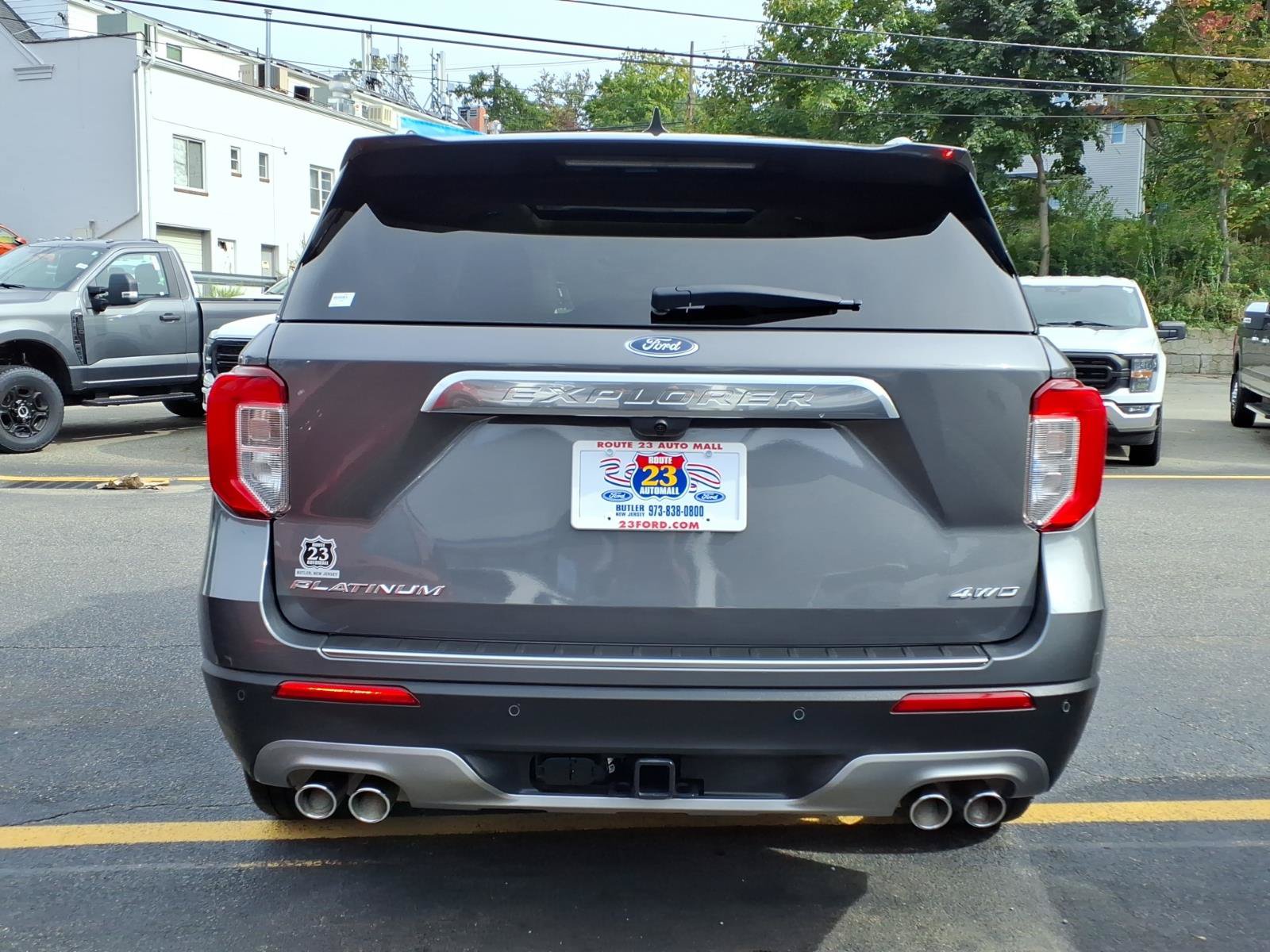 Certified 2023 Ford Explorer Platinum w/ Technology Package AWD/4WD image 7