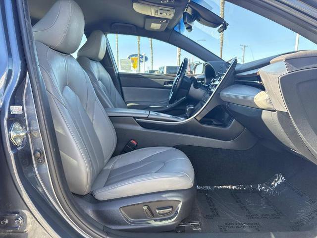 Used 2020 Toyota Avalon XLE image 29
