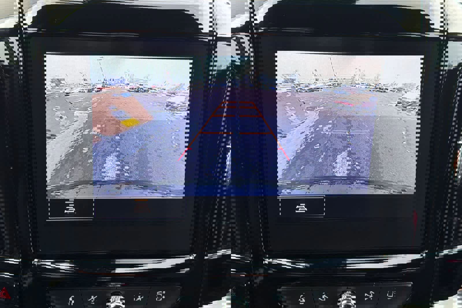 Used 2022 Chevrolet Traverse LT image 20