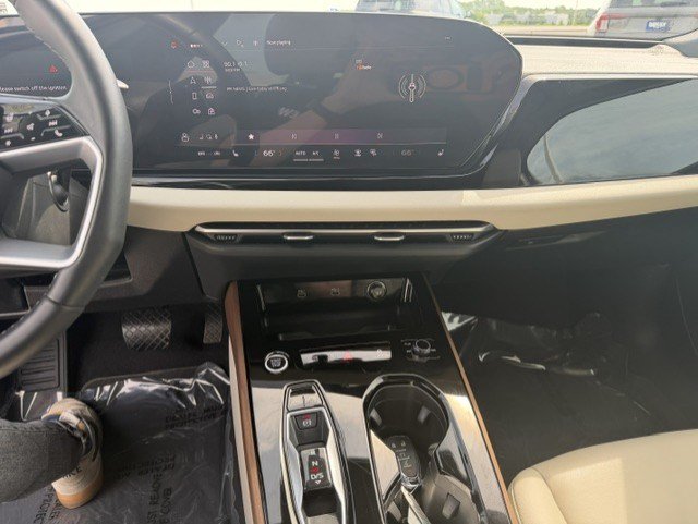 Used 2025 Audi A5 2.0T Premium w/ Convenience Package AWD/4WD image 17