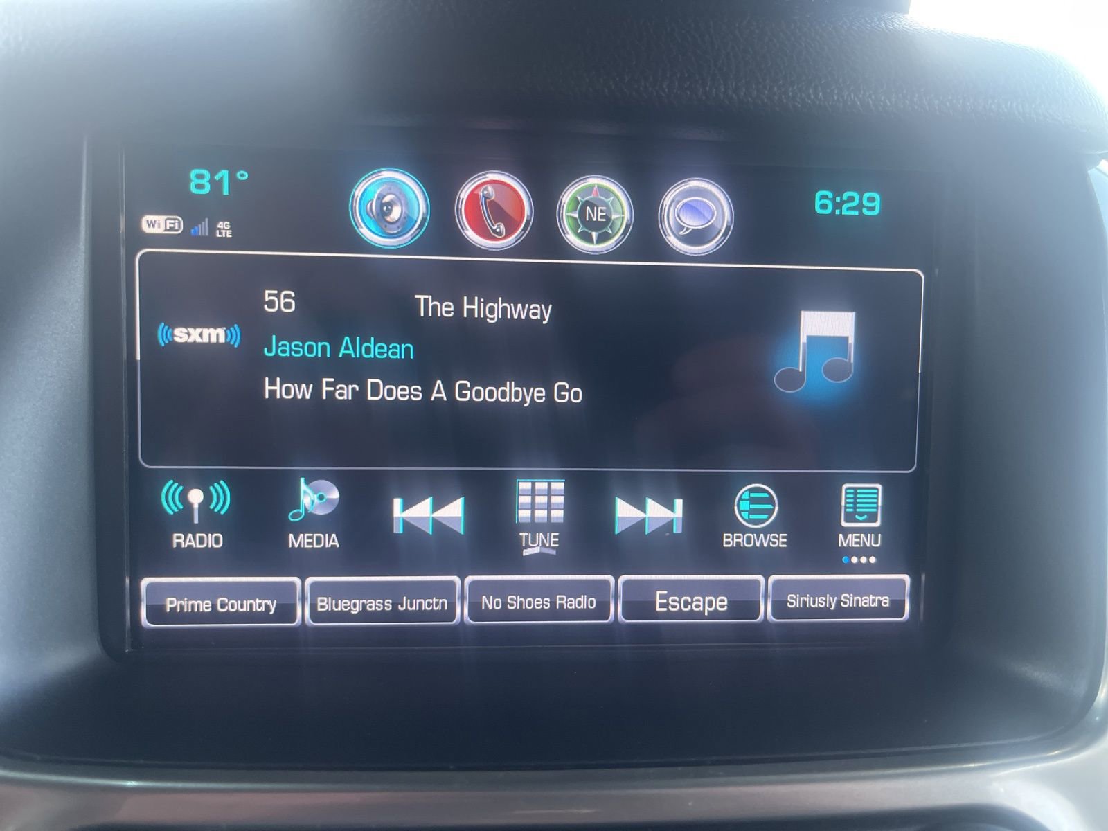 Used 2019 Chevrolet Suburban LT AWD/4WD image 23